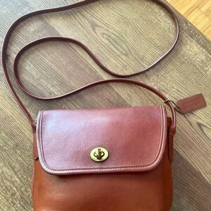 Coach Vintage Quincy Crossbody Shoulder Purse Bag Leather #9919 USA-1995